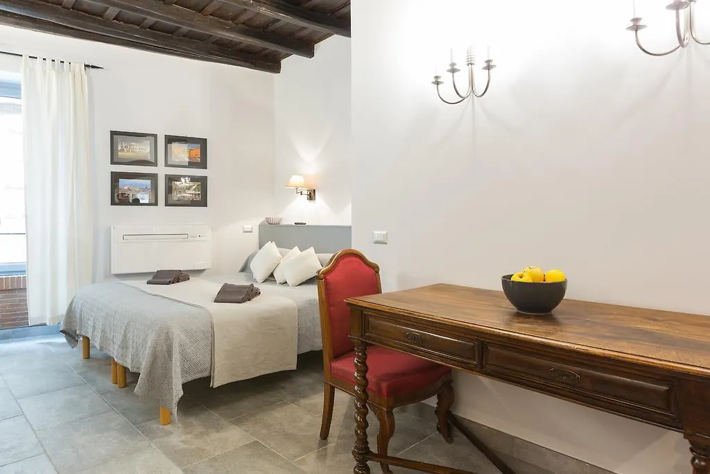 Roman Forum Suite